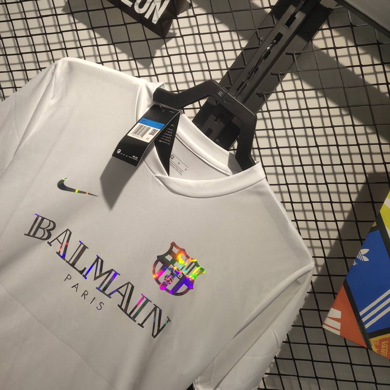 FC BARCELONE - MAILLOT BALMAIN - BLANC